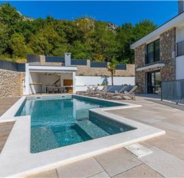 5 bedroom villa with pool near Crikvenica, sleeps 10